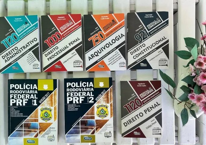 Apostilas e Livros de questões para concurso (Alfacon)