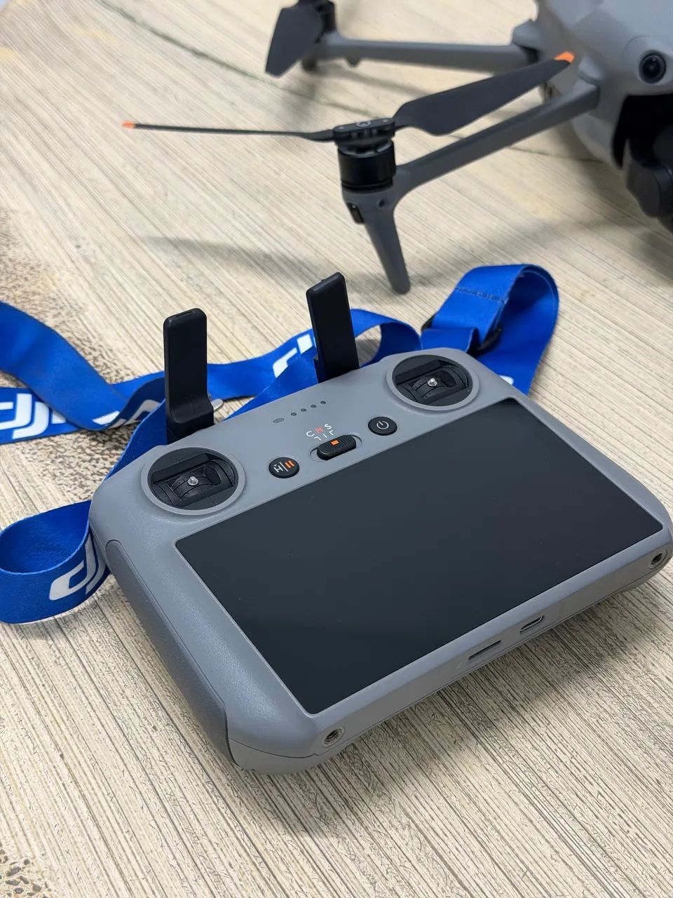 DJI Air 3s - Combo FlyMore - Foto 3