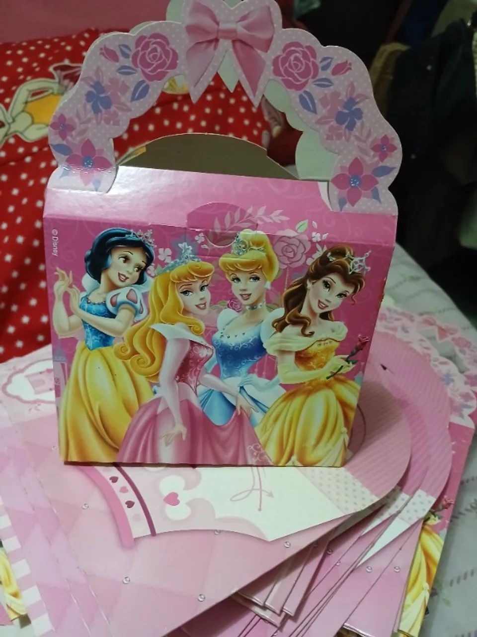 Roupas e papelaria  - Foto 3