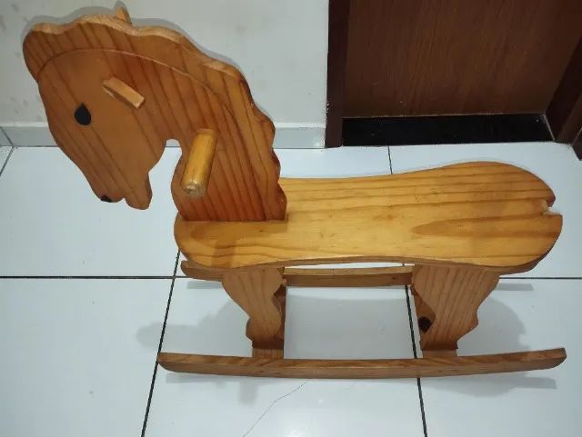 Cavalo de madeira - Foto 2