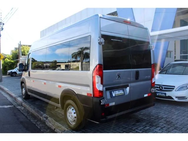 VAN PARA ALUGUEL VIAGEM E PARTICULAR - Foto 5