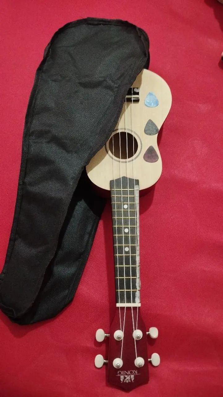Vilão/ Ukulele novo
