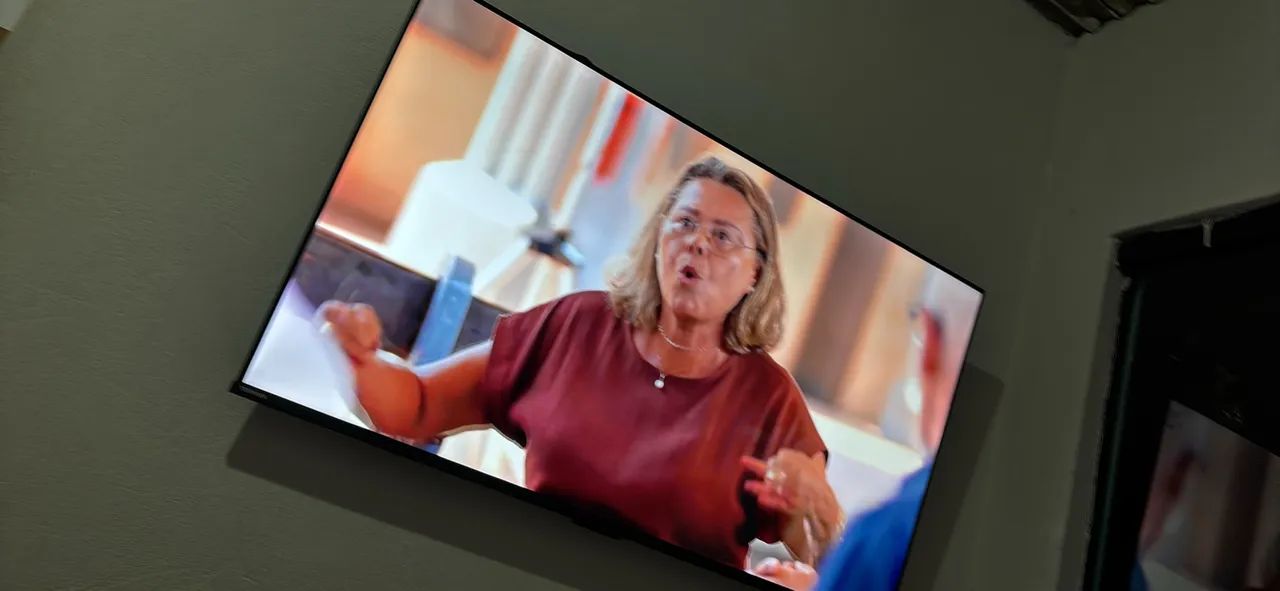 Tv 50 polegadas no precinho sem defeito  - Foto 2