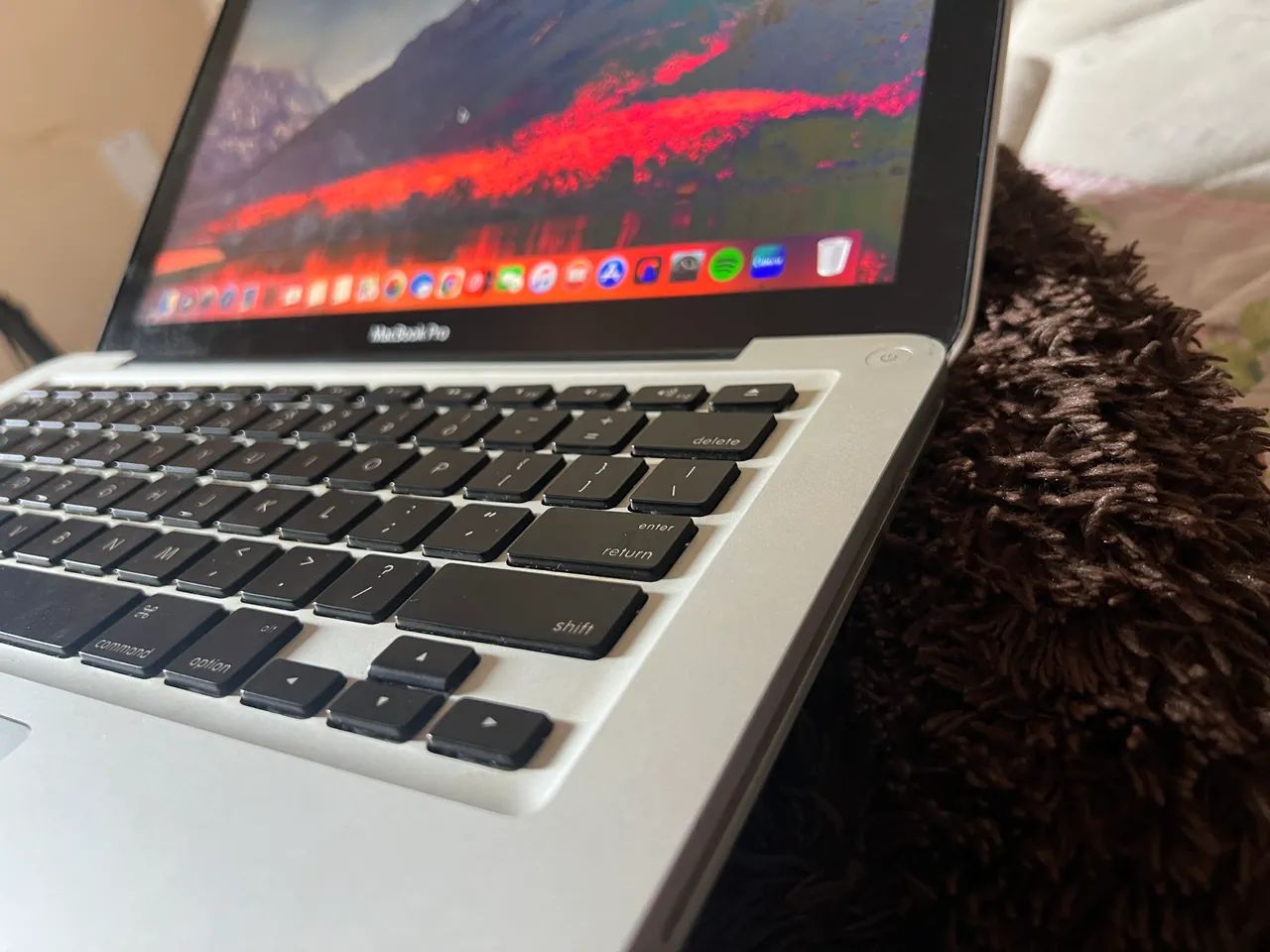 MacBook Pro Icore5 conservado - Foto 4