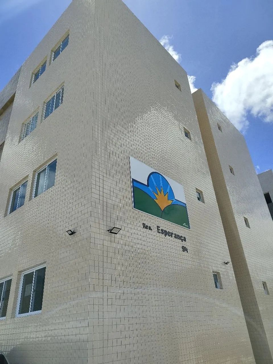 ALUGO APARTAMENTO 52M² COM SUÍTE E VARANDA - COMEÇO DO VALENTINA