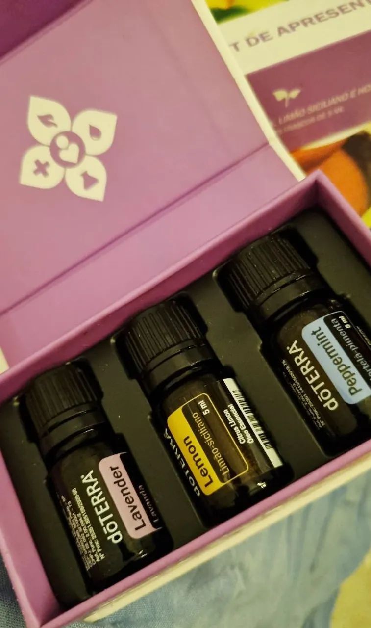 Kit de Apresentação DoTERRA: 3 óleos essenciais + Livro 