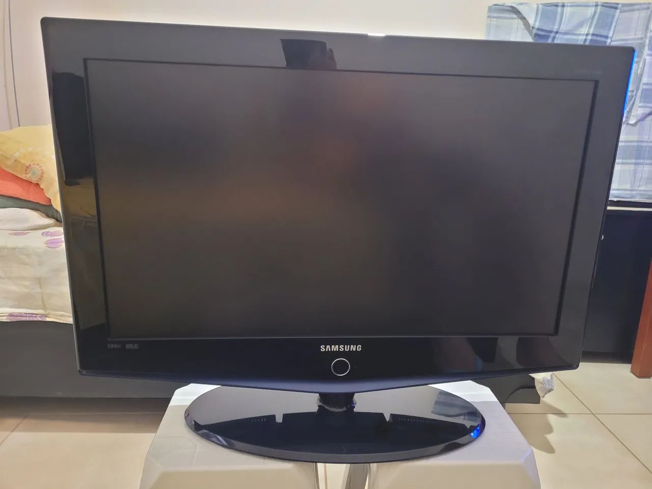 Tv Samsung - 32 polegadas LCD