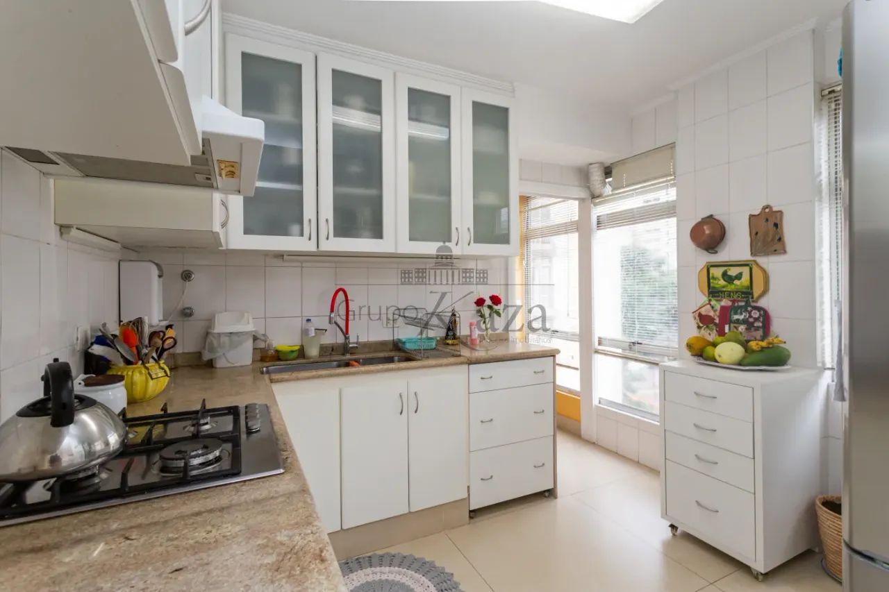 Apartamento - Cerqueira Cesar - 3 Dormitórios - 201m² - Foto 15