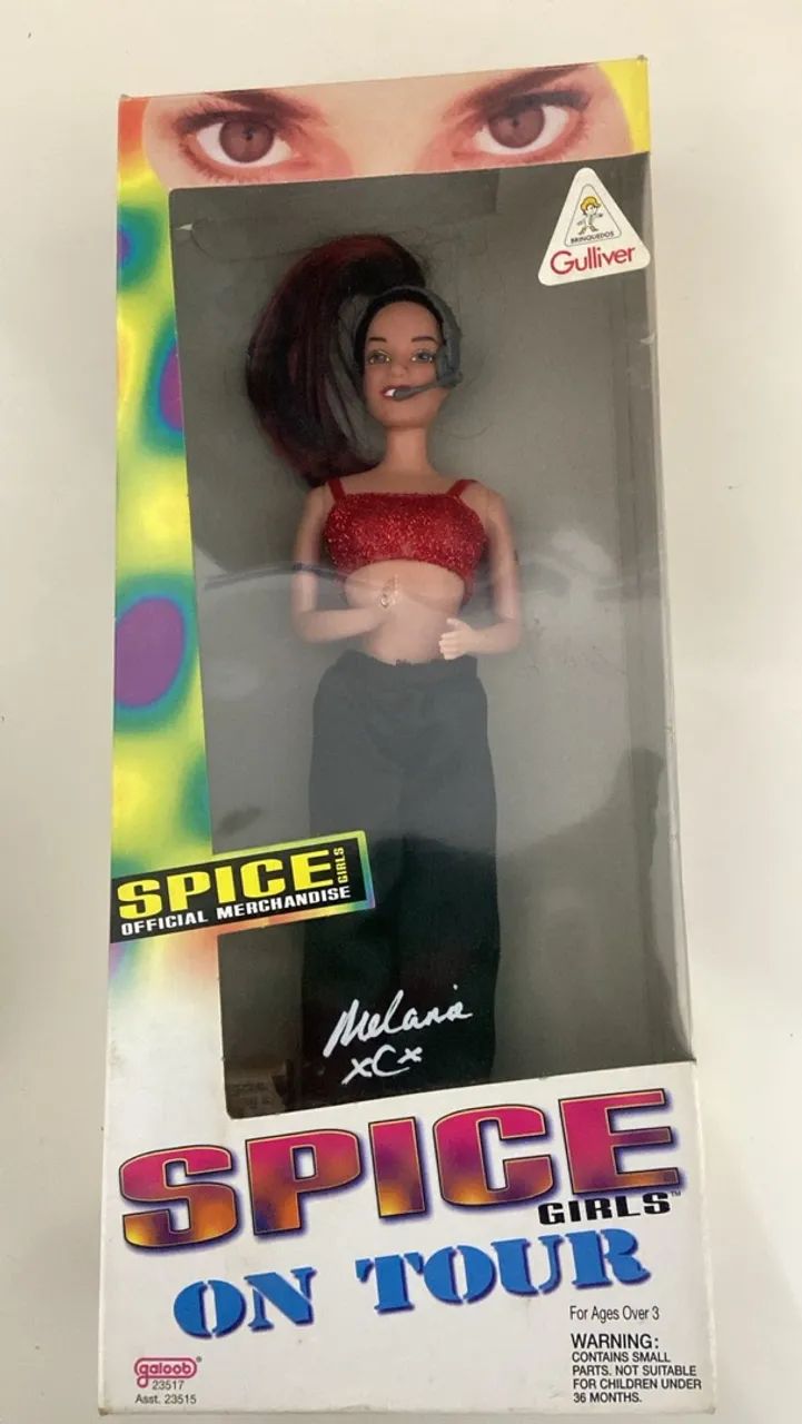Boneca barbie mel c
