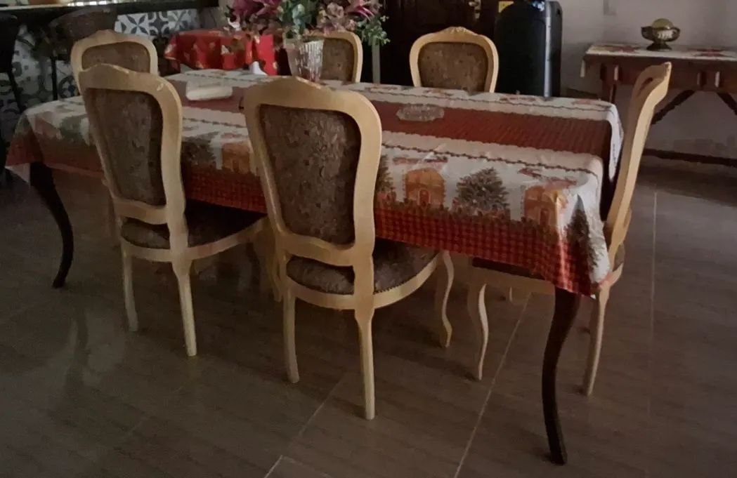 Mesa e cadeiras  - Foto 2