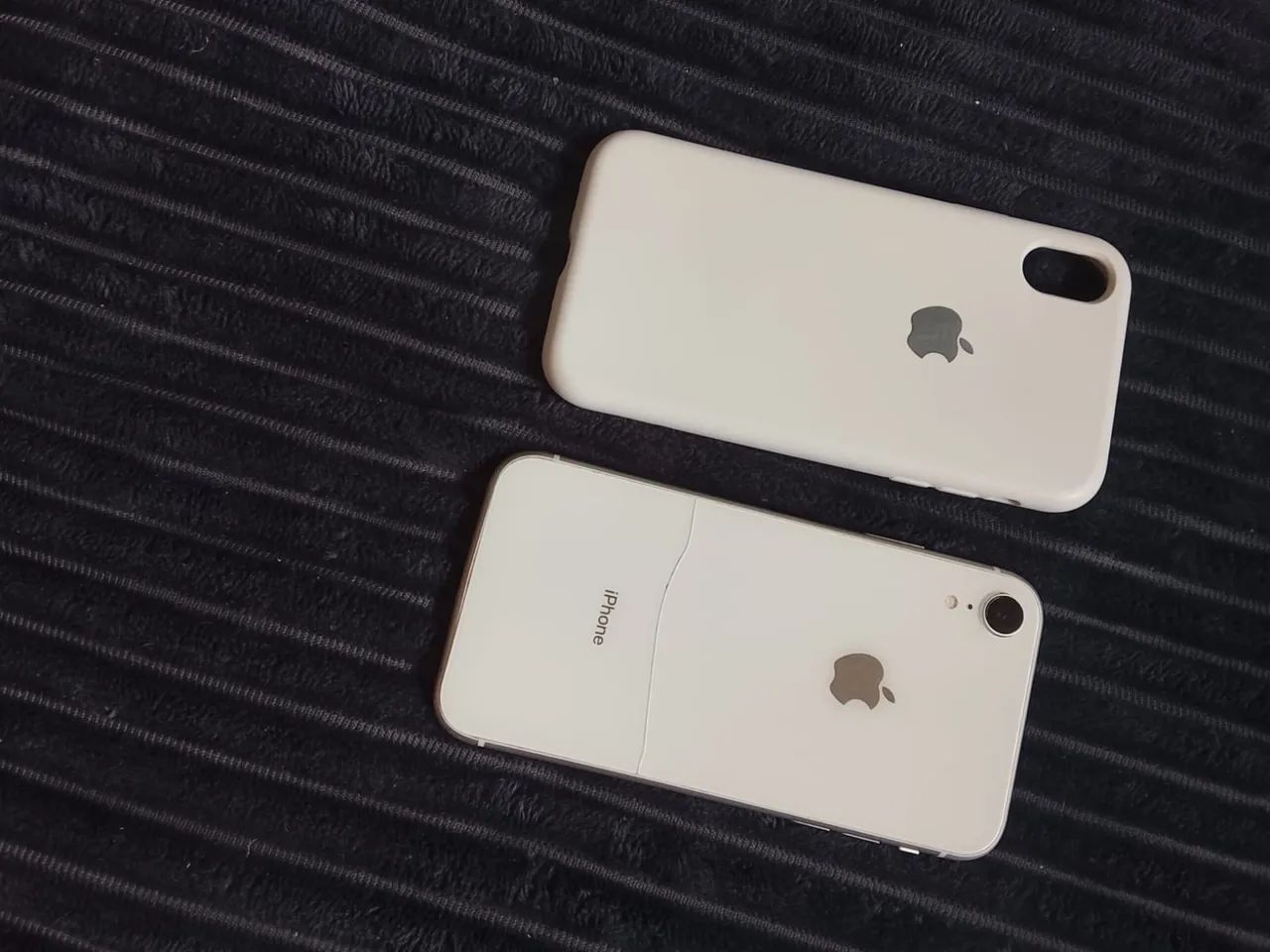 iPhone XR Leia legenda - Foto 2