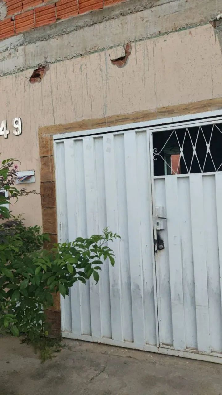 Vendo portão  contato ZAP * valor 500 reais 