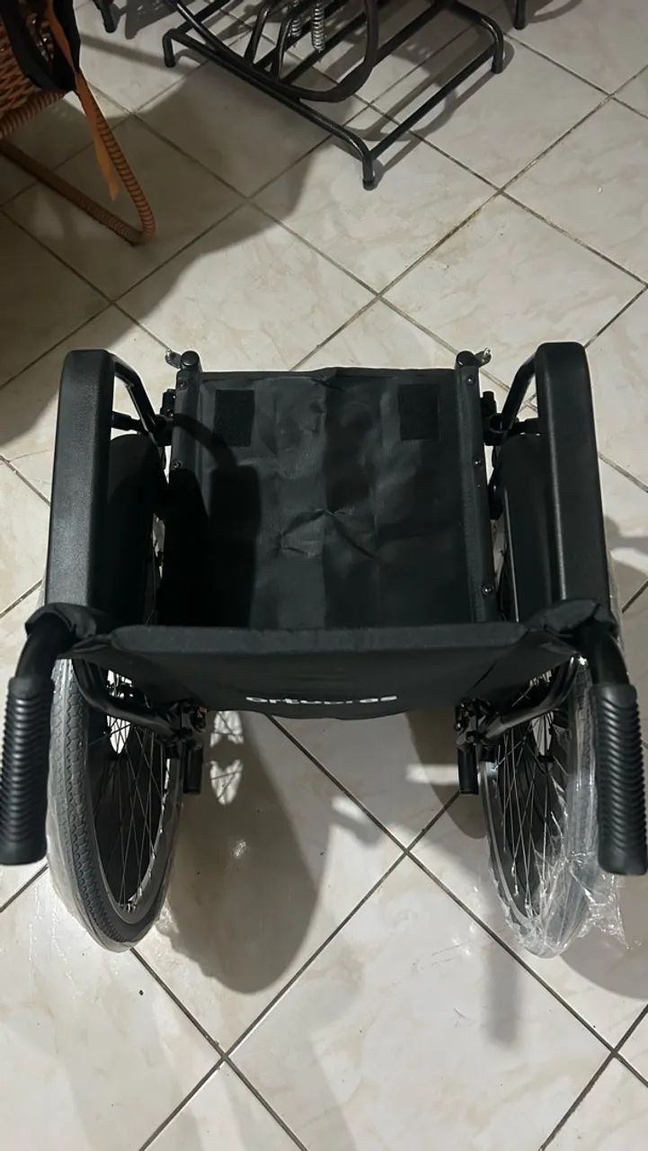 Cadeira de rodas AVD ORTOBRAS  - Foto 3