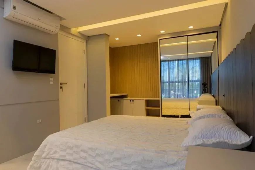 Casa de condomínio para venda com 600 metros quadrados com 4 quartos - Foto 2