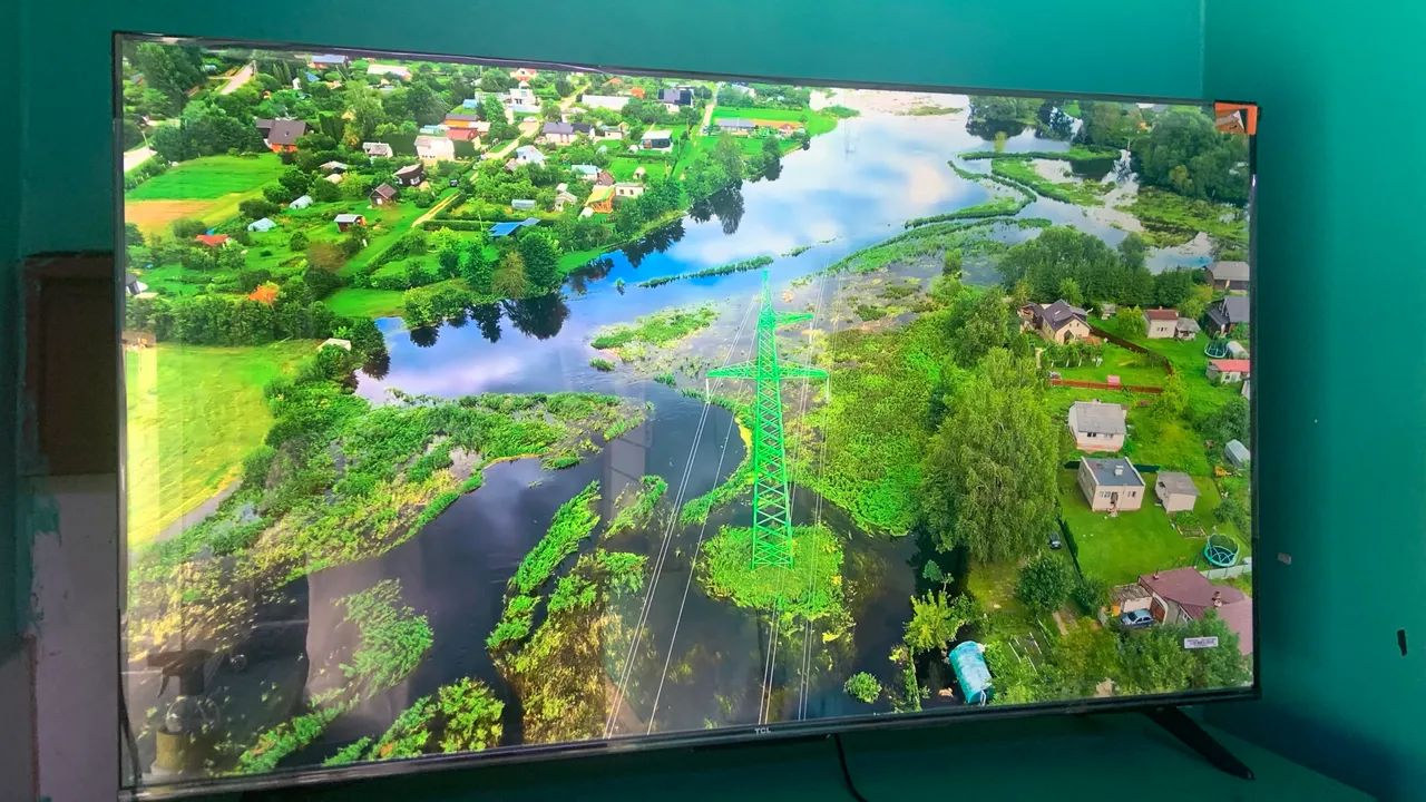 TV SMART SEMP 50 POLEGADAS 4K BORDA INFINITA SEMI NOVA NO PLÁSTICO 