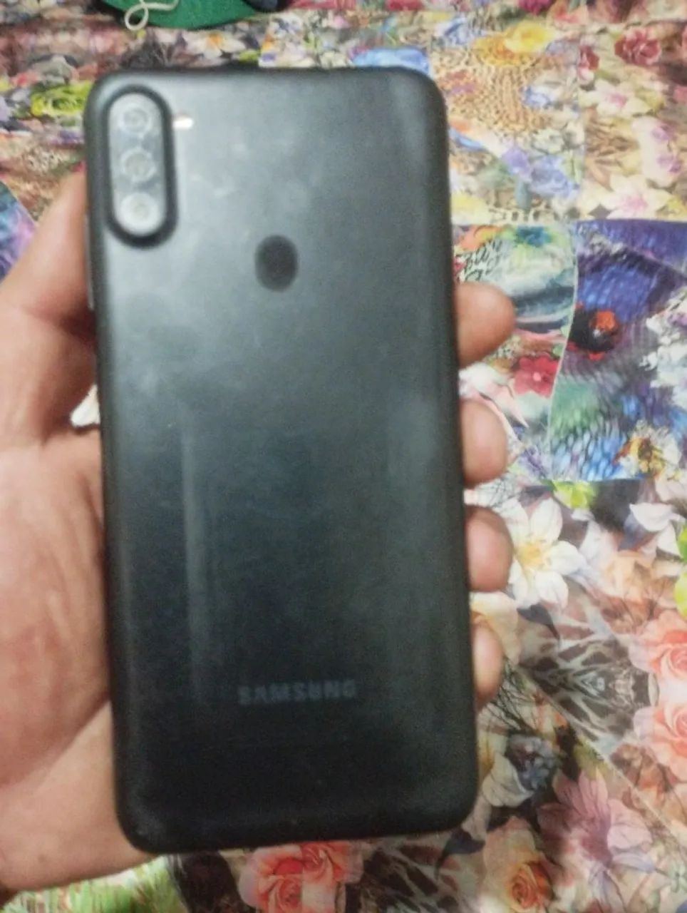 Samsung a11 funcionando perfeitamente, com marcas de uso  - Foto 2