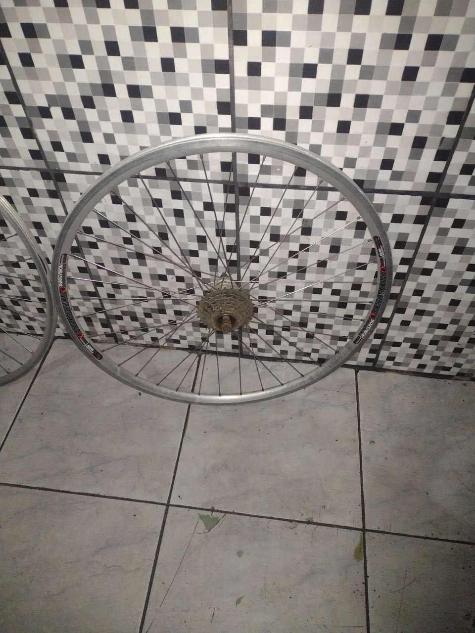 Par de rodas ótimo estado de uso  - Foto 2