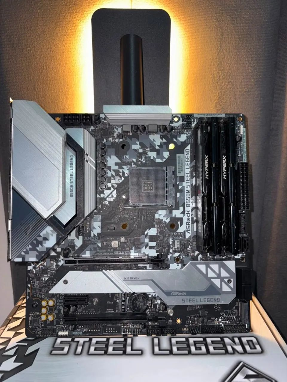 B550M Steel Legend + 32GB de memória ram (4x8GB) - Peças de