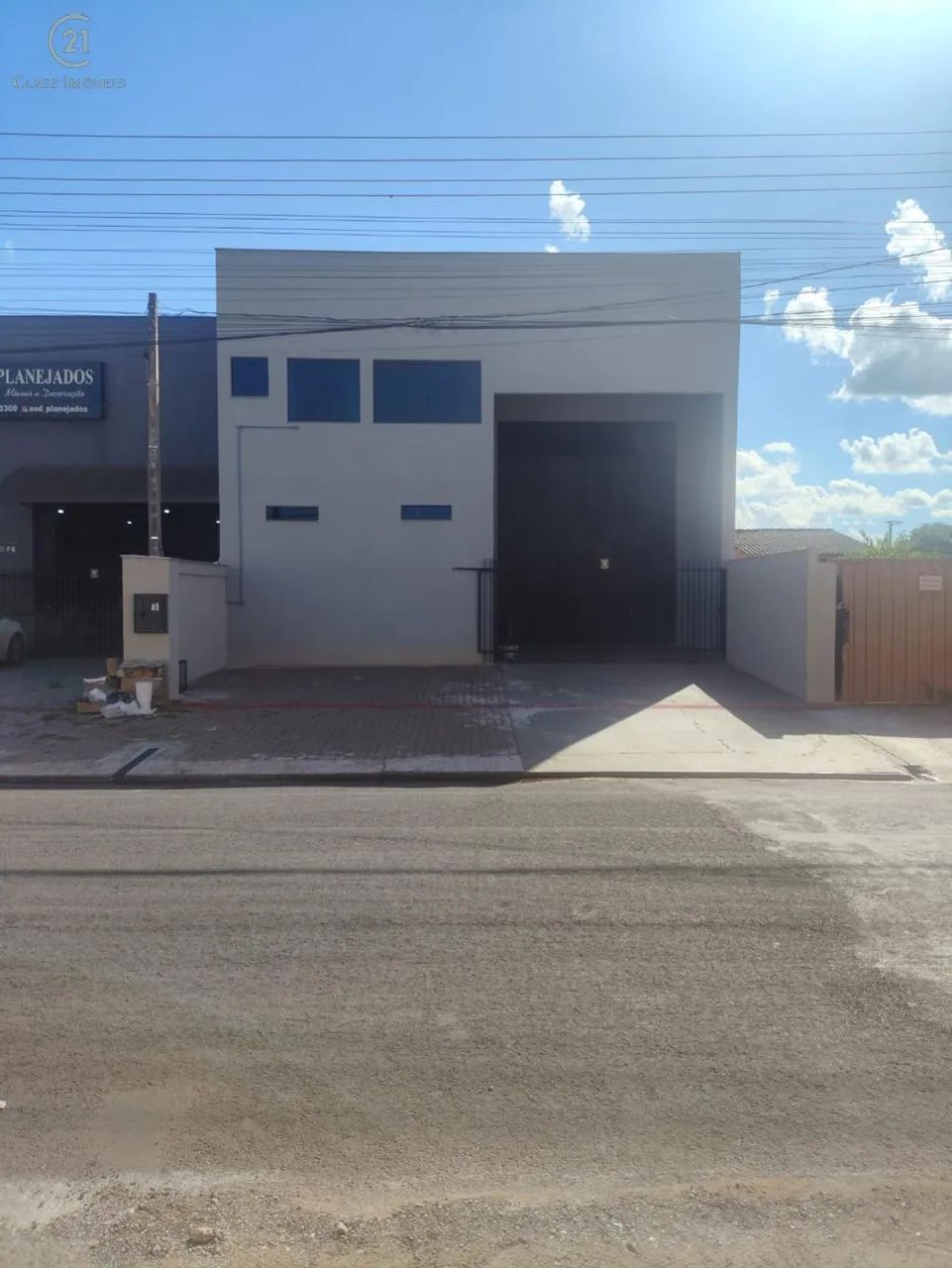 Barracão à venda em Cambé, Jardim Silvino, com 202 m² - Foto 2