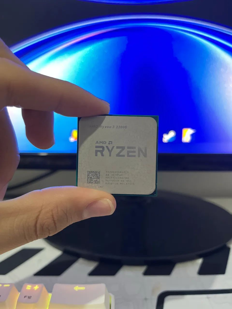 Ryzen 3 2200g