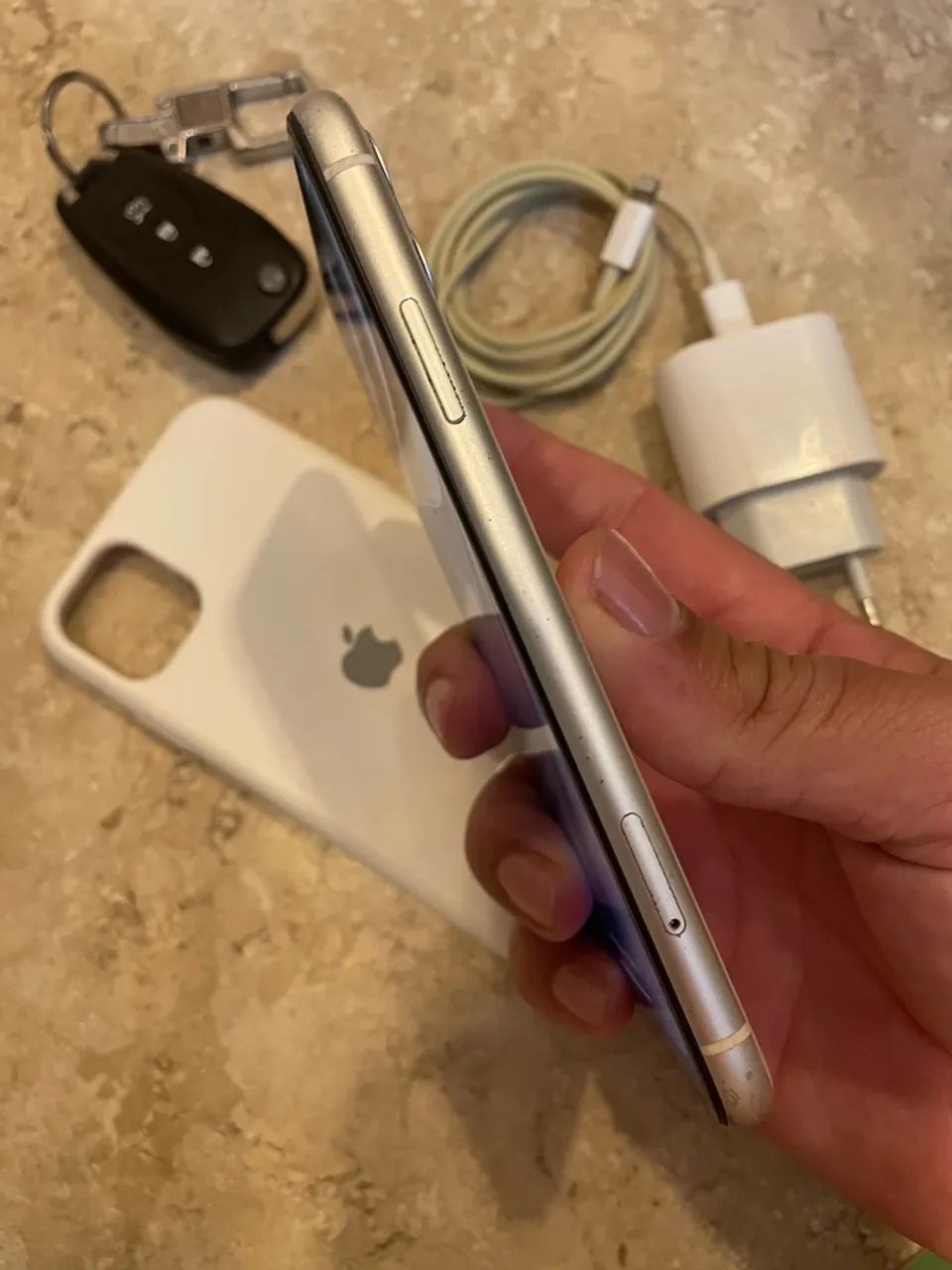IPHONE 11 64GB BRANCO PÉROLA FUNCIONA PERFEITAMENTE  - Foto 4