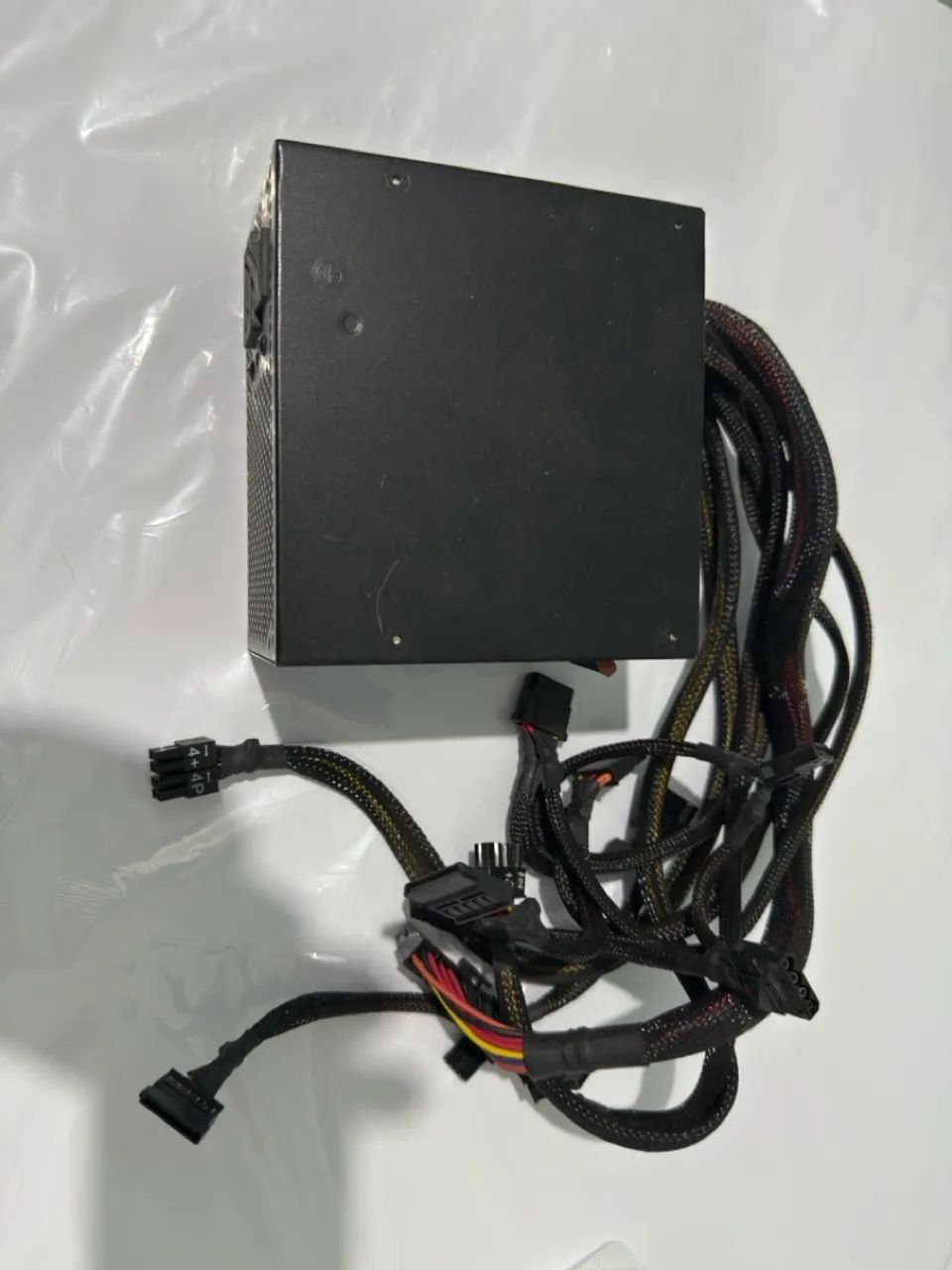 Fonte de Alimentação PC C3Tech 700W - Foto 3