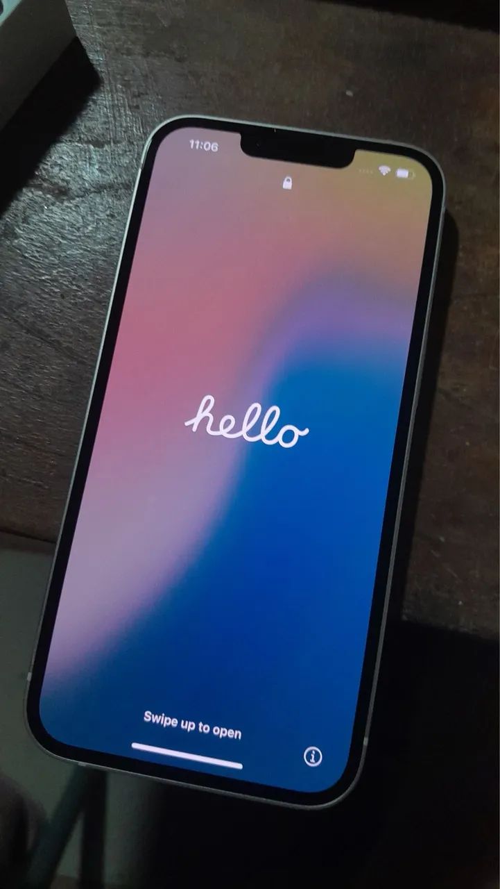 Vendo iPhone 11 128g na cor branca  - Foto 2