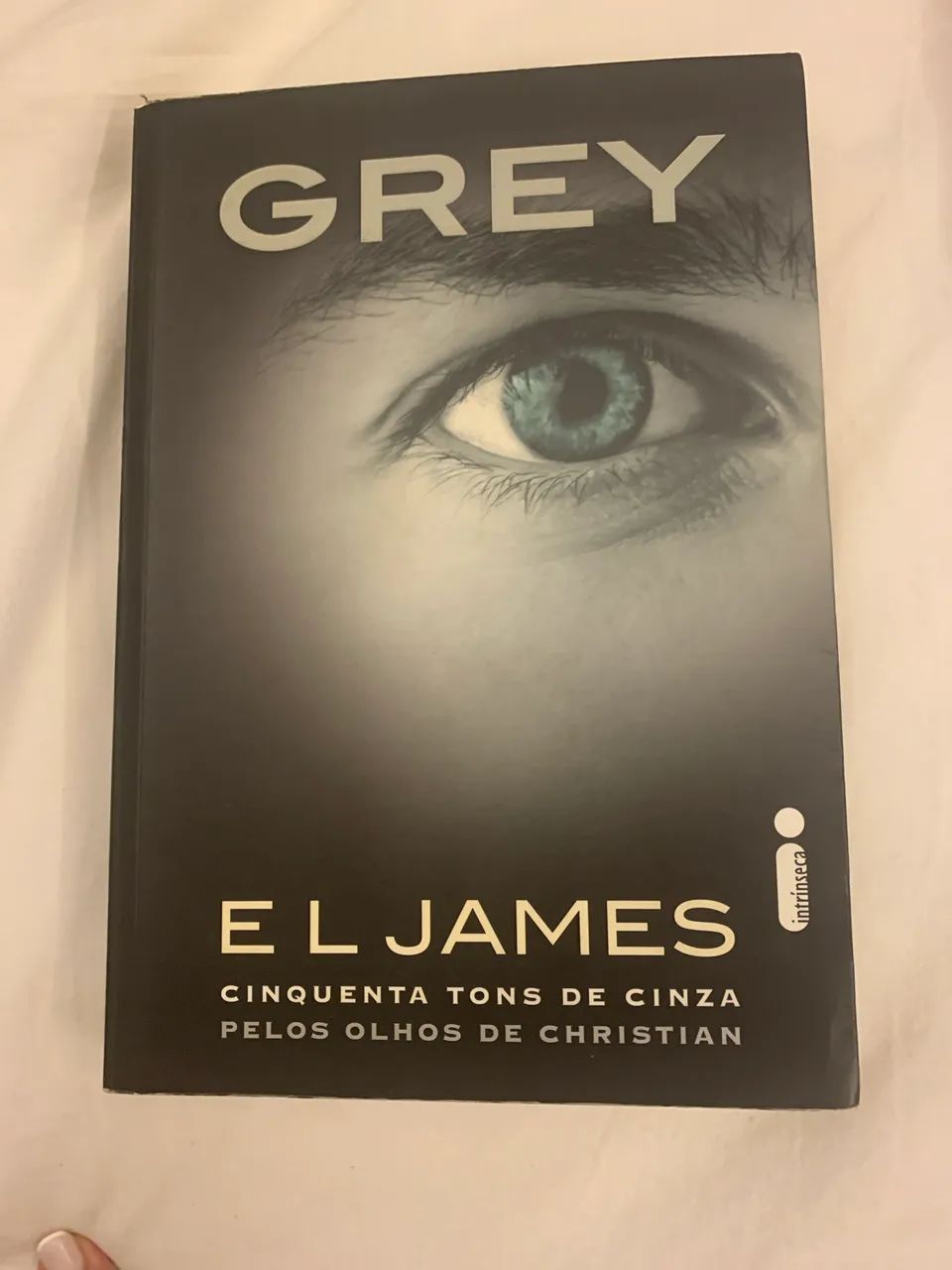 Livro Grey Cinquenta Tons de Cinza