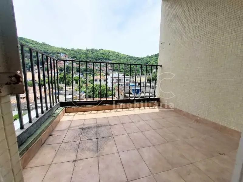 Apartamento quarto/sala , varanda , dependência de empregada e vaga garagem