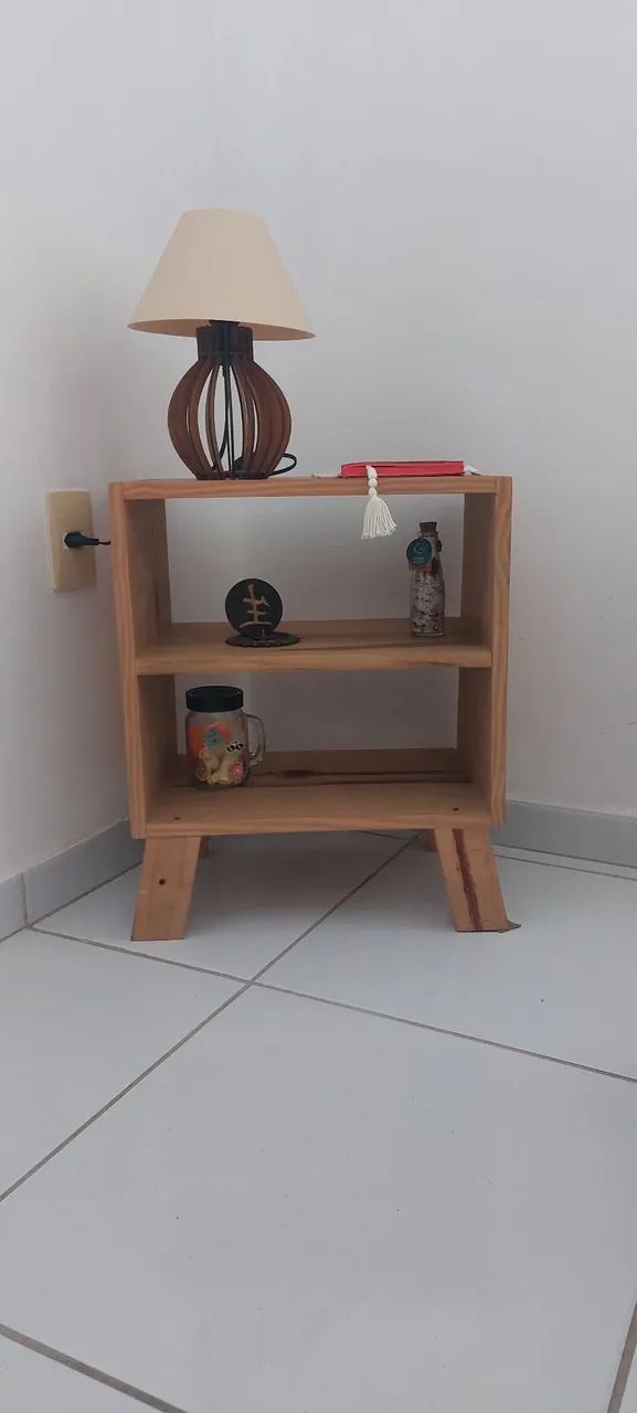 Mesa de cabeceira