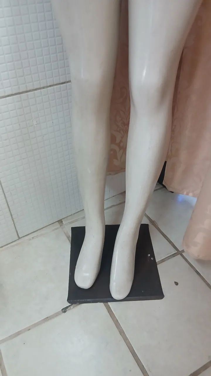 Manequim feminino corpo inteiro  - Foto 2