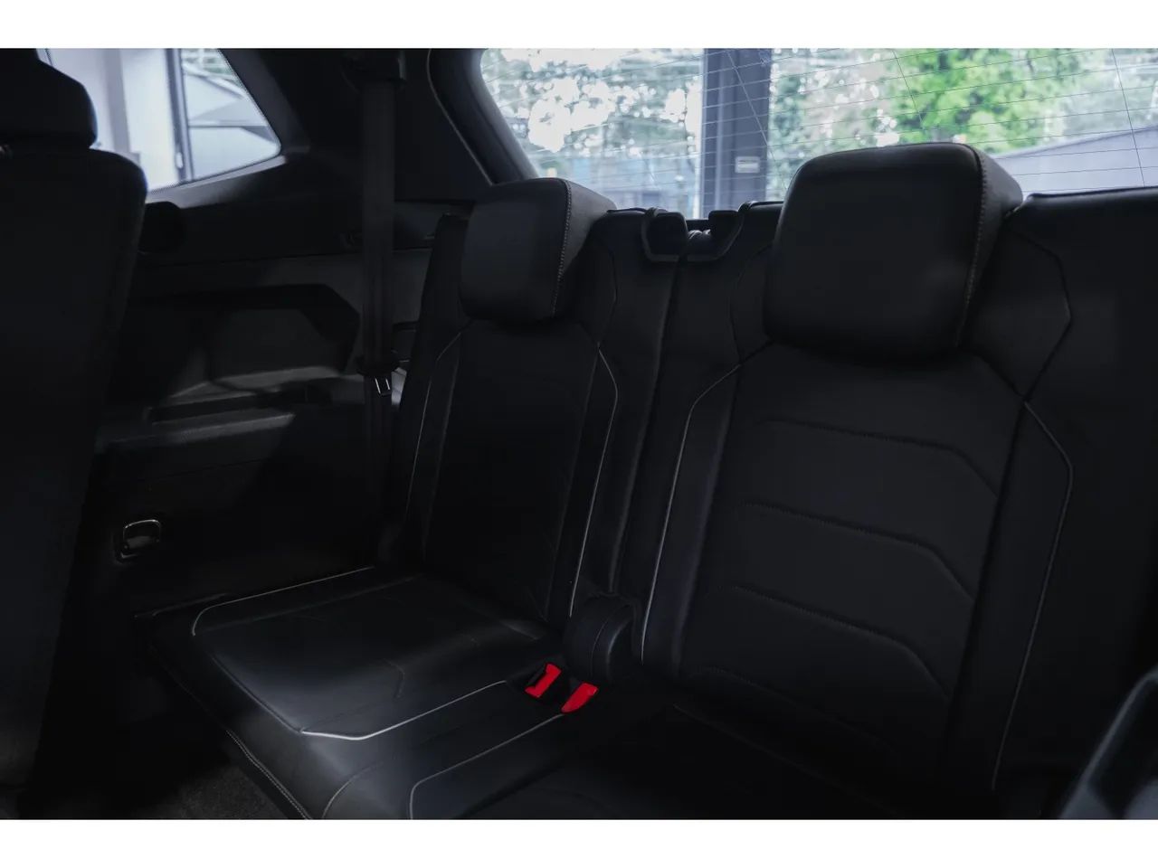 Volkswagen Tiguan Allspac R-Line 350 TSI 2.0 4x4, foto 8 de 15