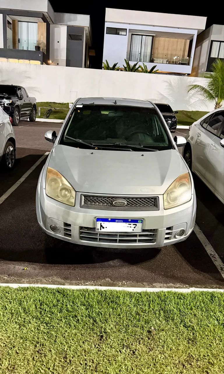 Ford Fiesta Fiesta Sedan 1.0 8V Flex 4p 2008