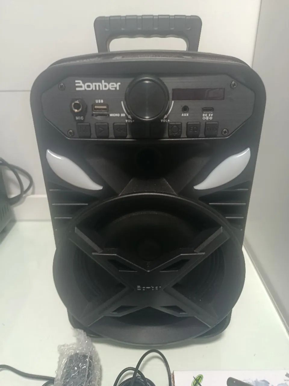 Caixa Bomber Papão 300 e Microfone XCMI01 - Foto 5