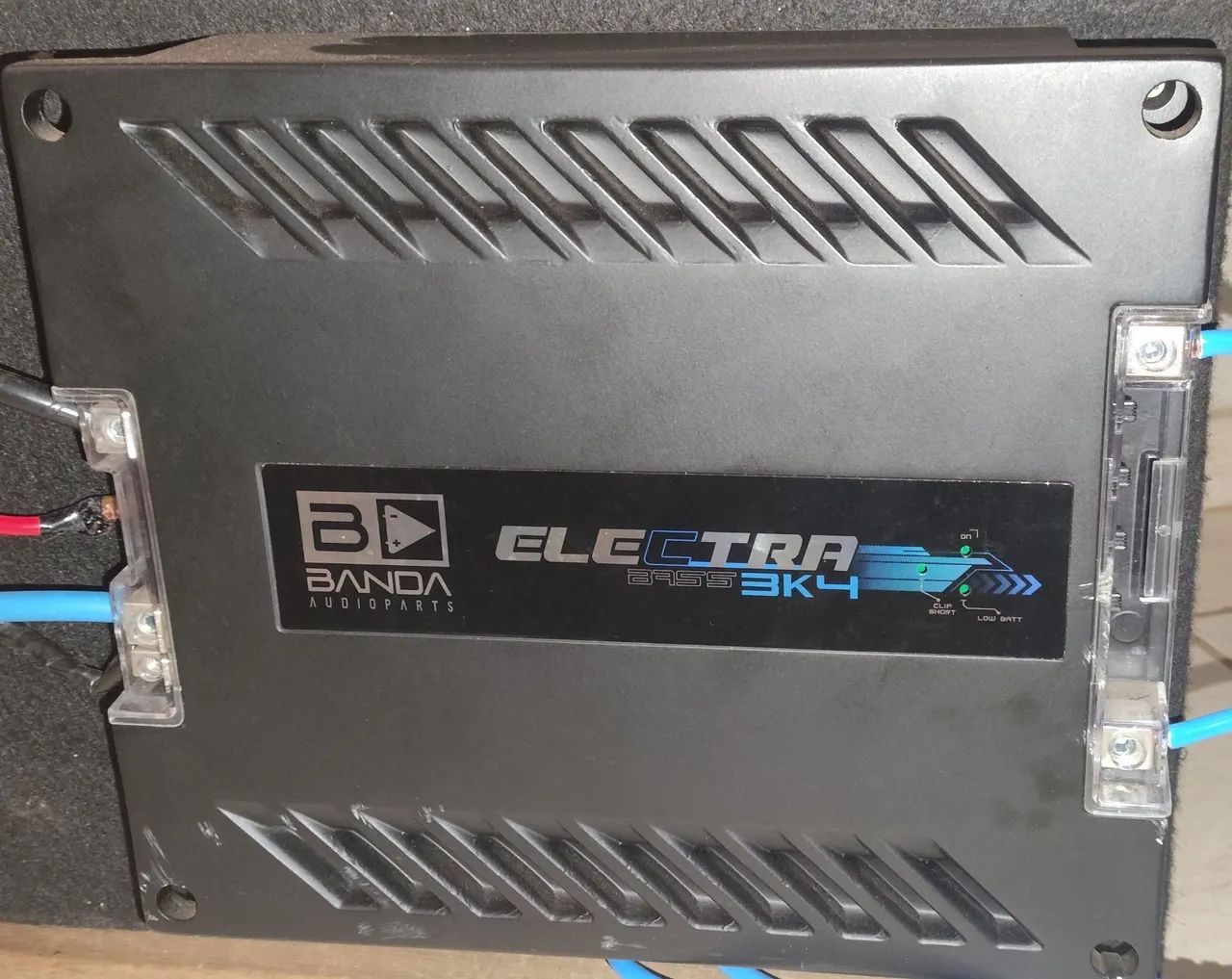 Amplificador Banda 3k4 3000w rms 