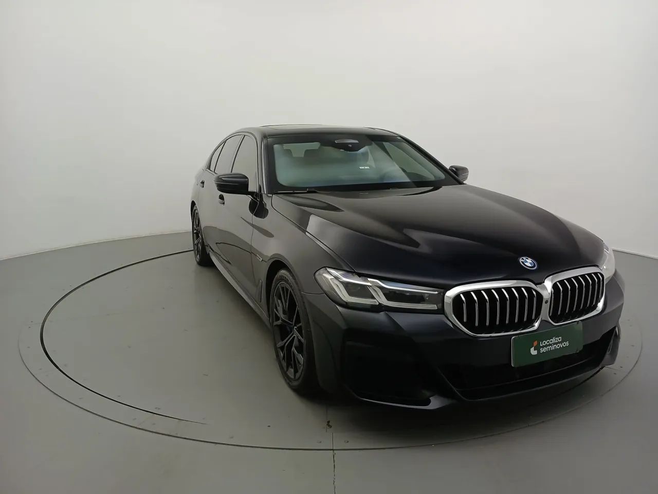 BMW Série 5 530E M Sport 2.0 Turbo Híbrido Aut., foto 7 de 18