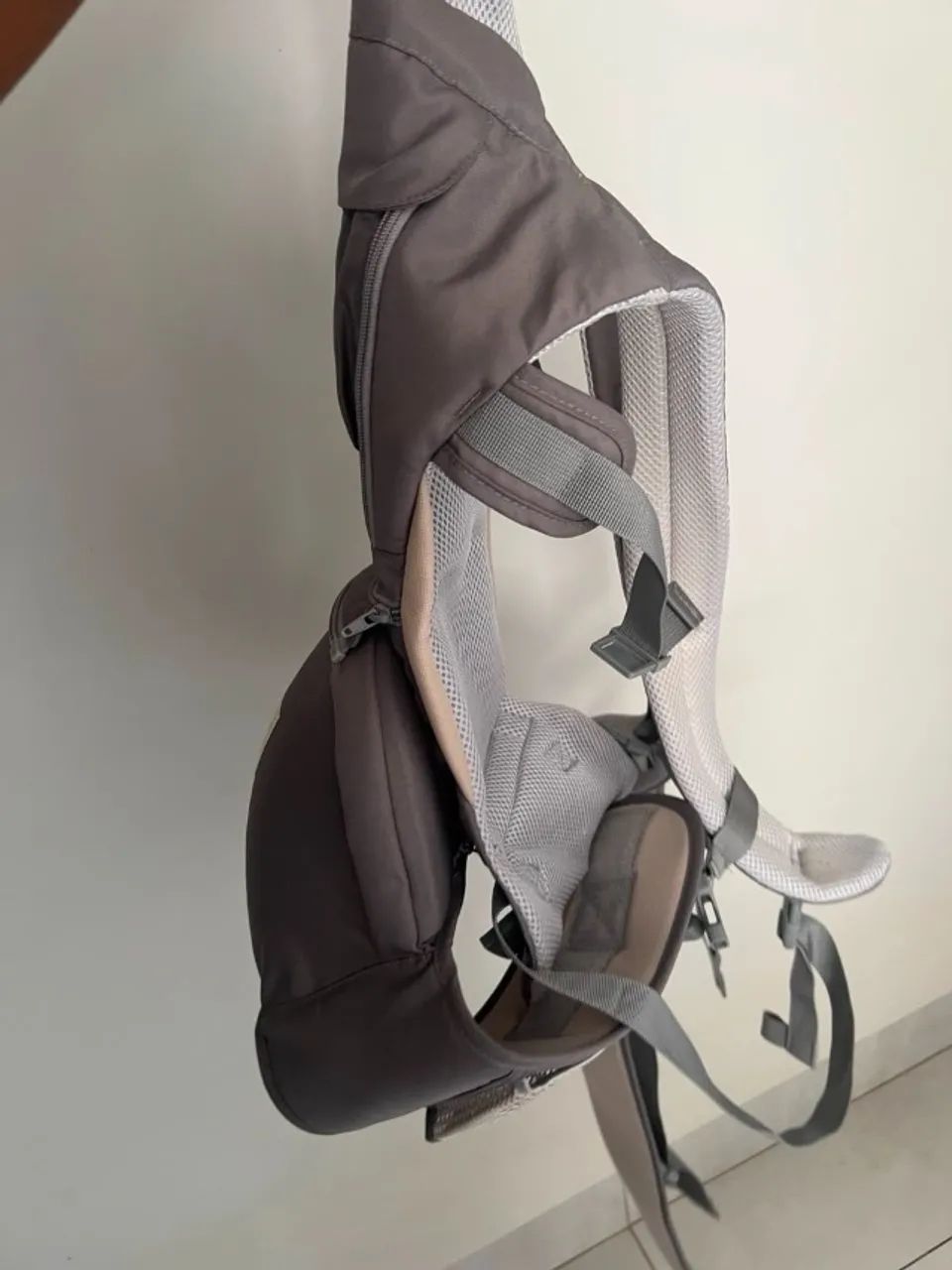 Canguru ergonômico marca aibao usado apenas 3 vezes - Foto 3