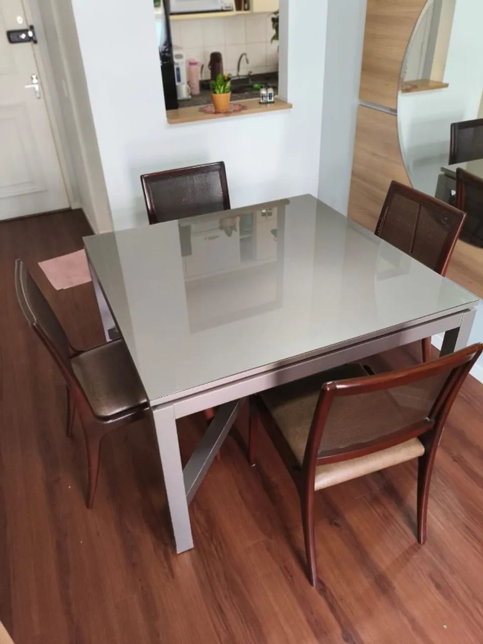 Mesa de Jantar 4 lugares quadrada Marca Breton - Foto 5