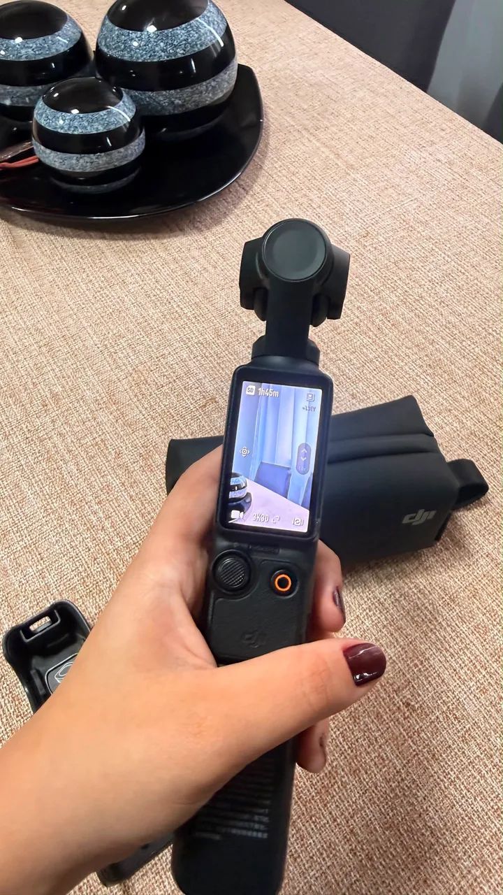 DJI Osmo Pocket 3 Creator Combo - Foto 2