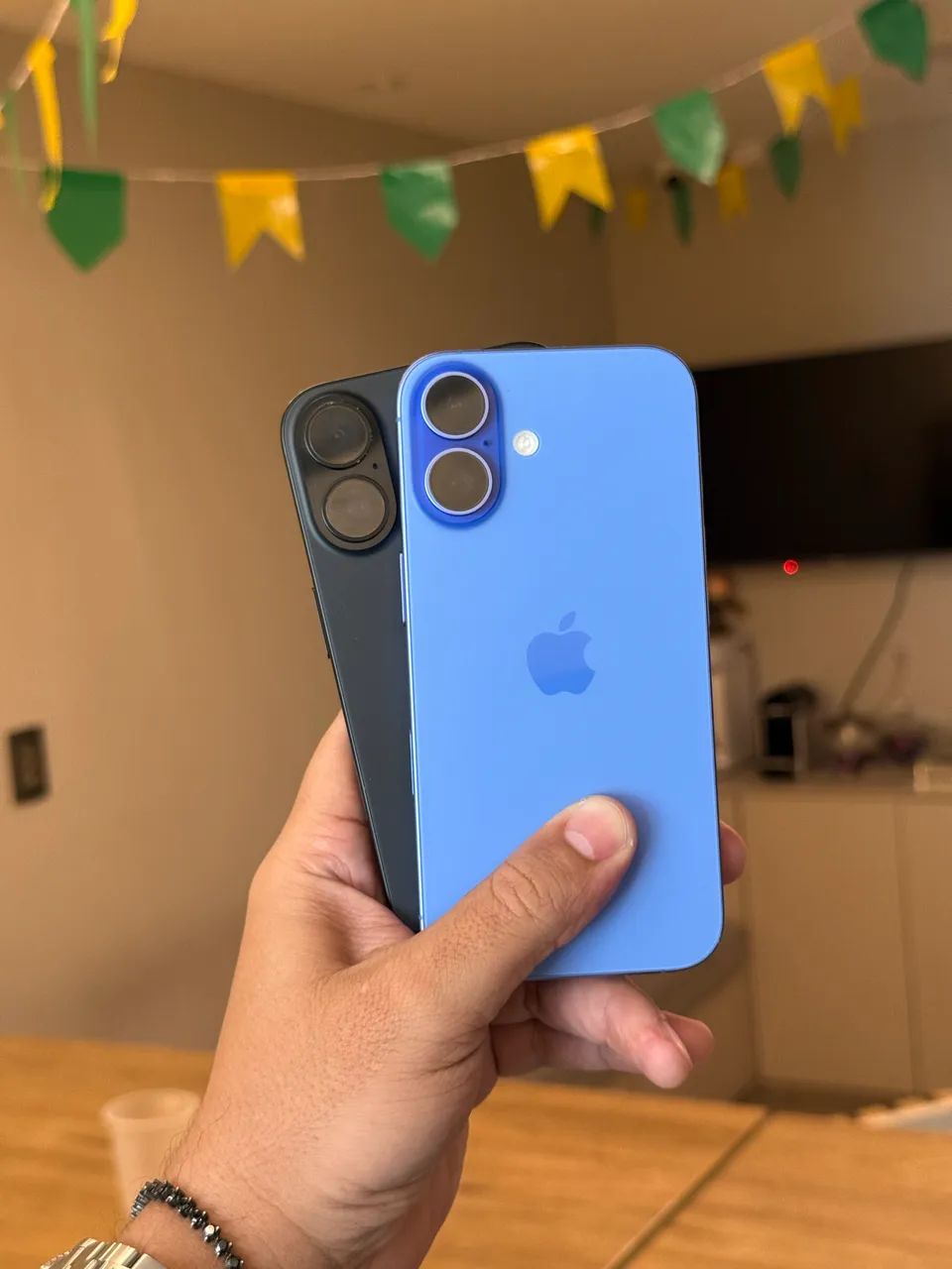 IPHONE 16 128GB, LOJA NO RIOMAR, SUPER PROMOÇÃO.
