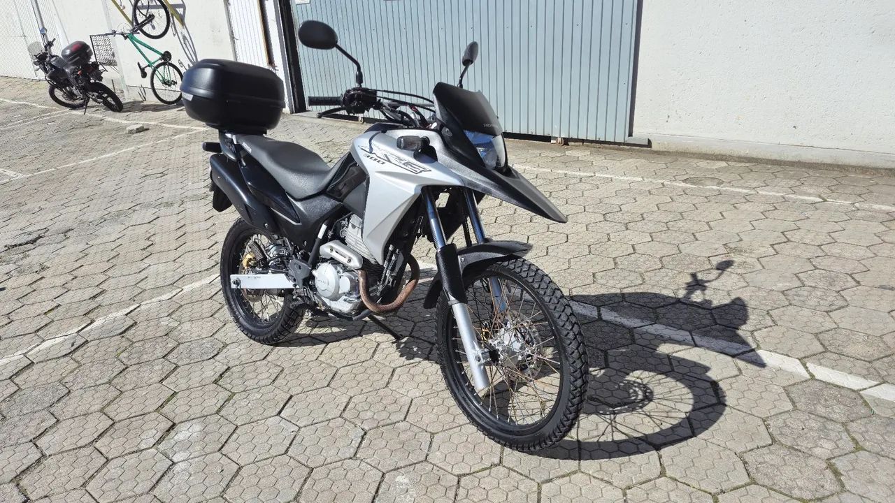 Vendo XRE 300 - Foto 3