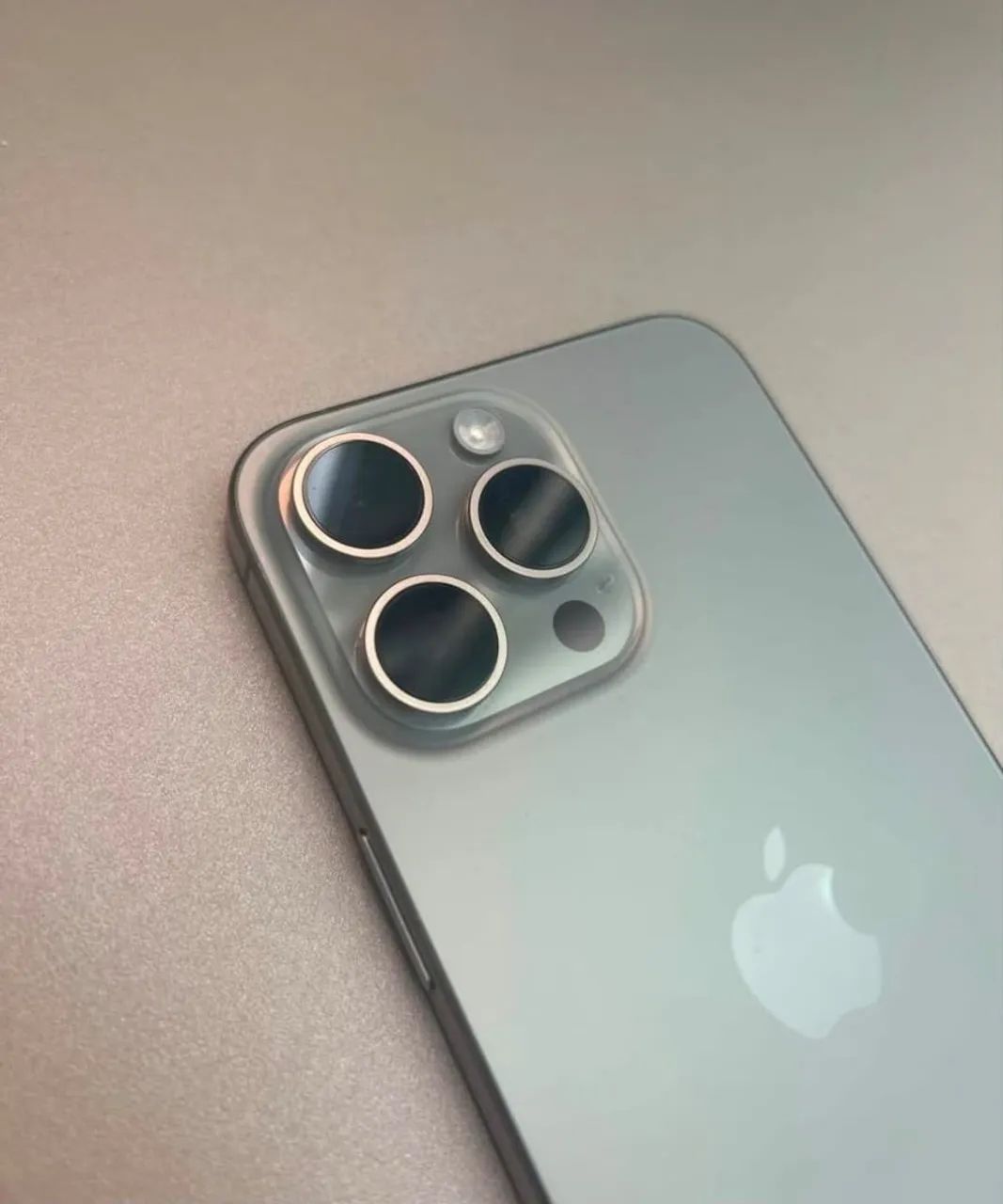IPHONE 15 PRO MAX 256GB TITÂNIO NATURAL SEM DETALHES  - Foto 5