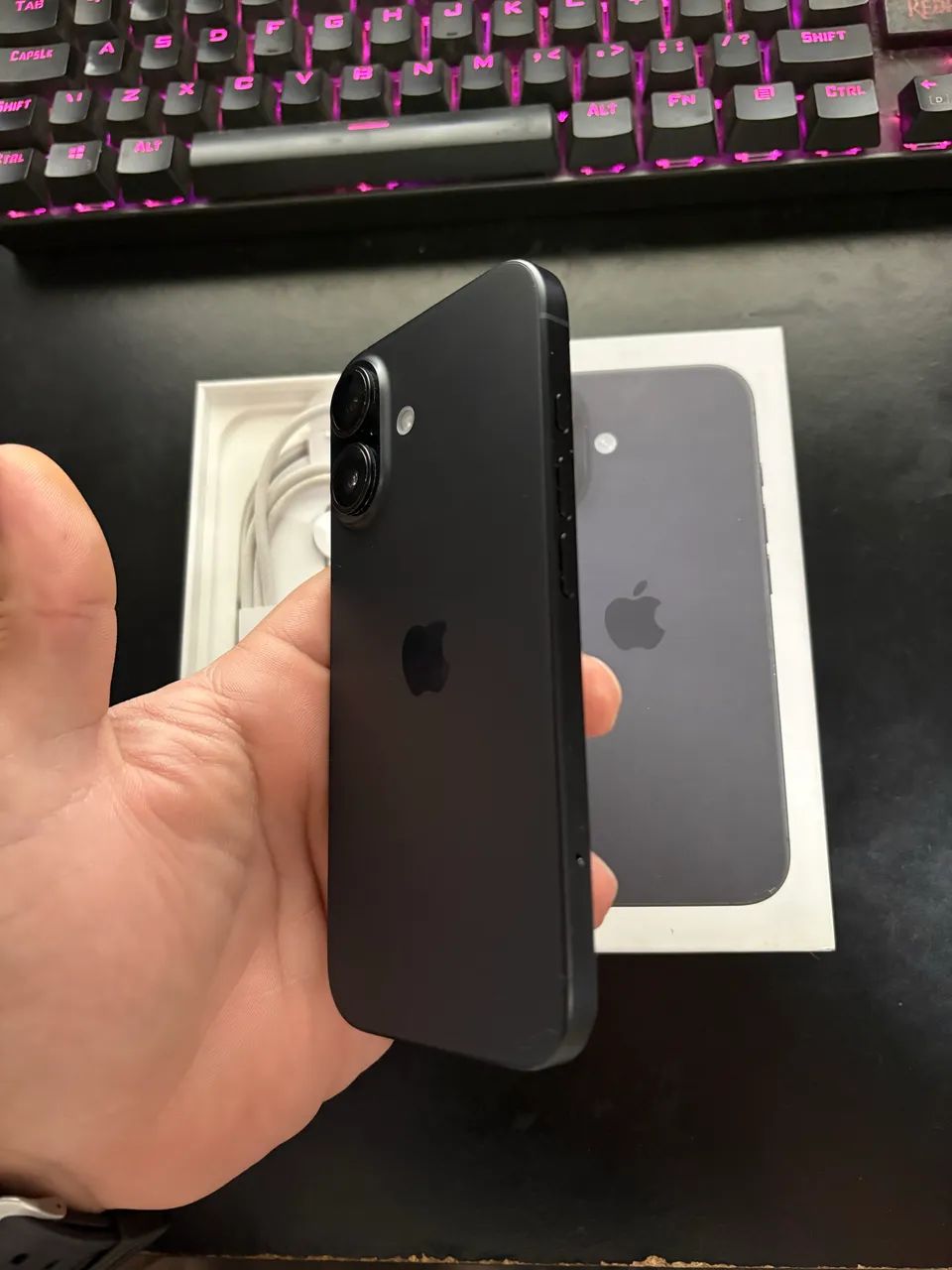 Iphone 16 impecável!  - Foto 2