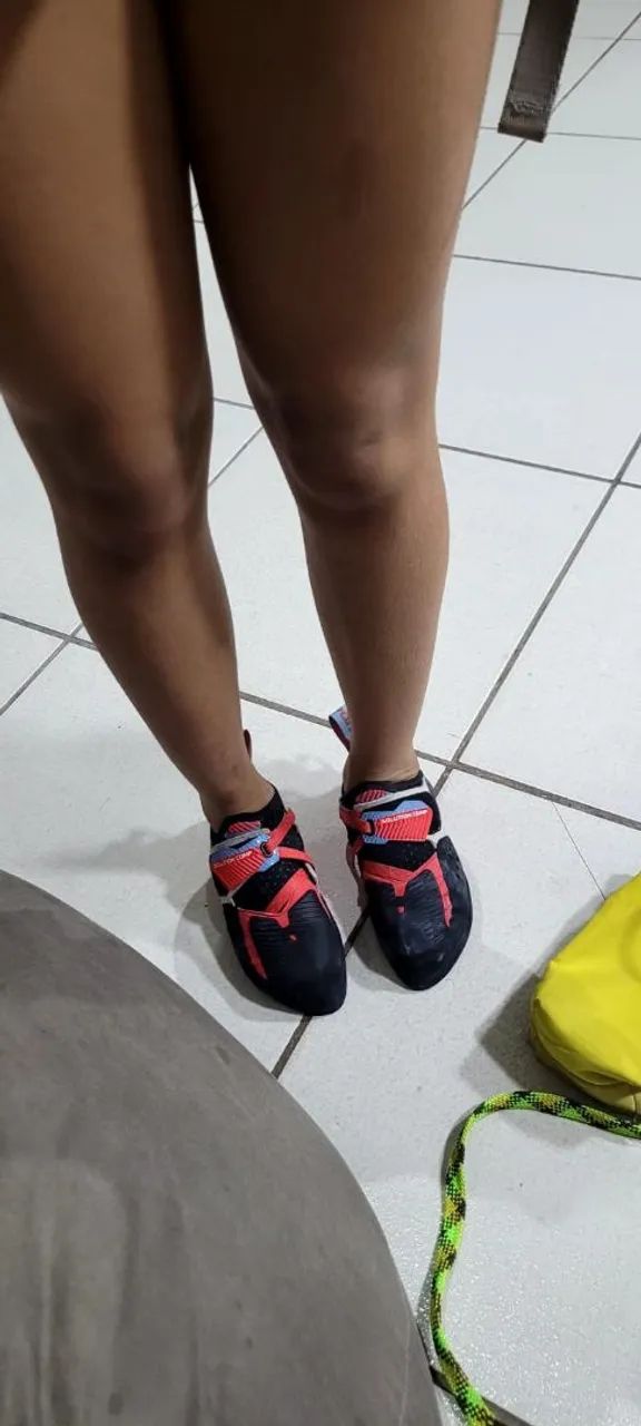 Sapatilha La esportiva de escalada novinhaaa - Foto 2