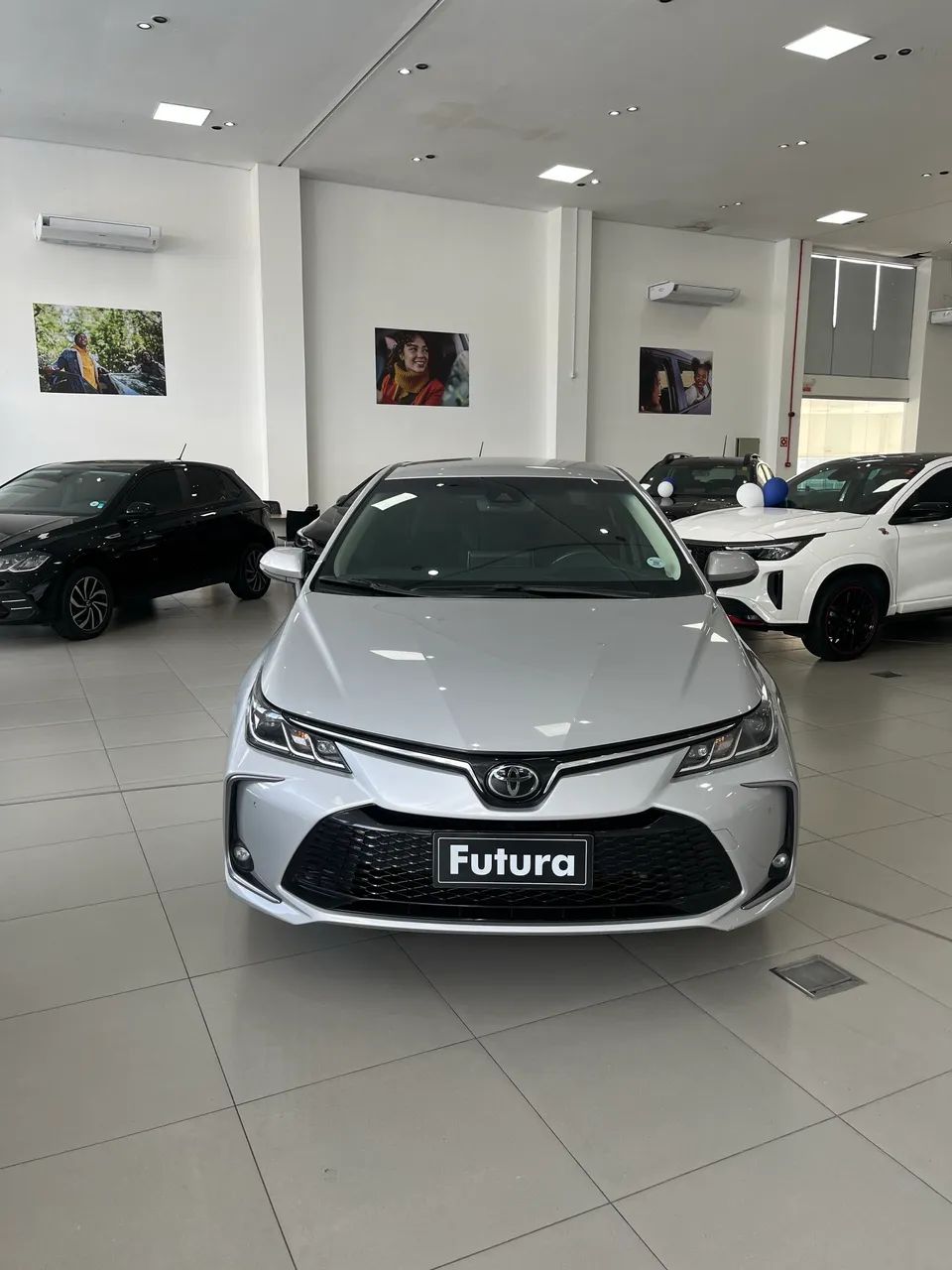 Toyota Corolla XEI 2.0 Flex 16V Aut. 2024 - Foto 2