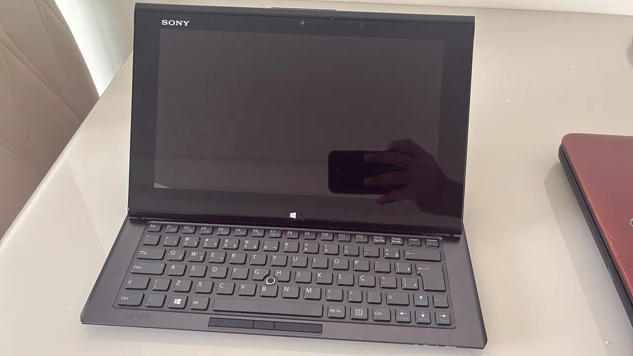Ultrabook Híbrido Sony Vaio Duo 11 - Core i7 | 6GB RAM | SSD 128GB