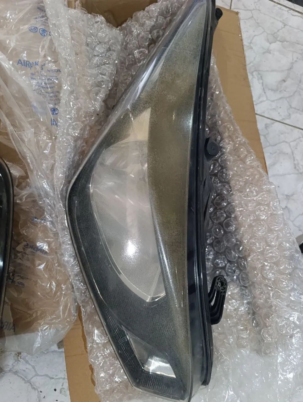 Par Farol HB20 (direito e esquerdo) - Foto 2