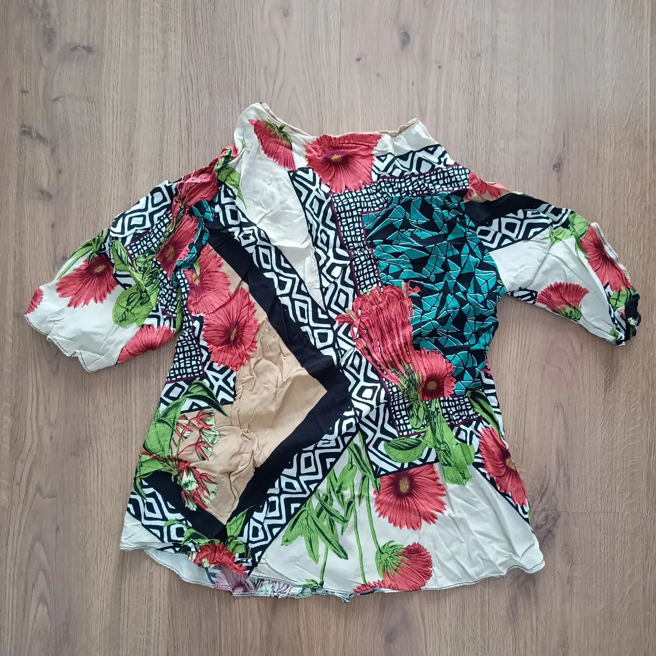 Blusa M feminina estampado com zíper brechó 