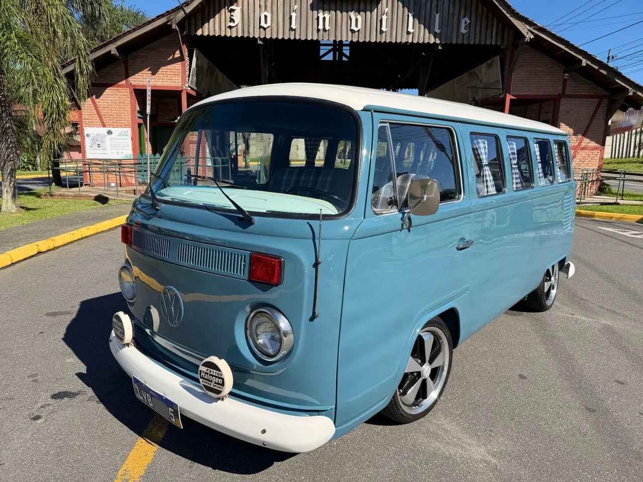 Volkswagen Kombi Standard/ Luxo/ Serie Prata 1994