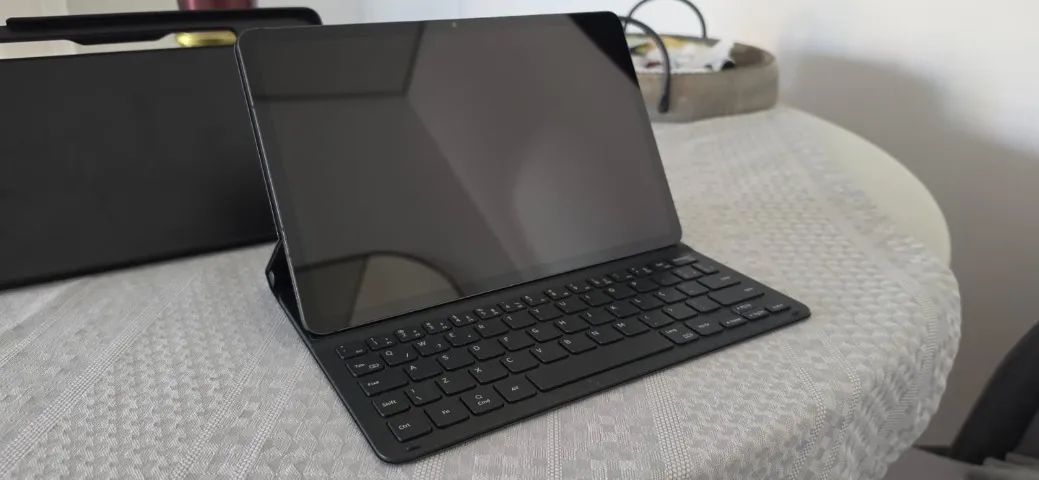 Galaxy Tab S8 + S Pen + Capa Teclado + Capa Articulada + Mouse (Completo!) - Foto 4